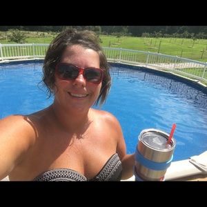 Meet your Posher, Melody