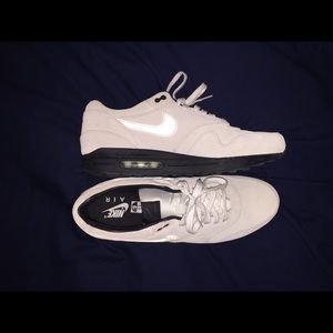 Nike Air Max 1 Off white on black size 13
