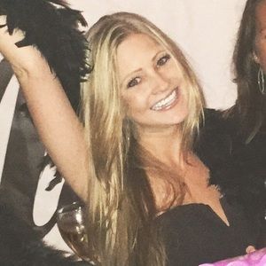 Meet your Posher, Kelli