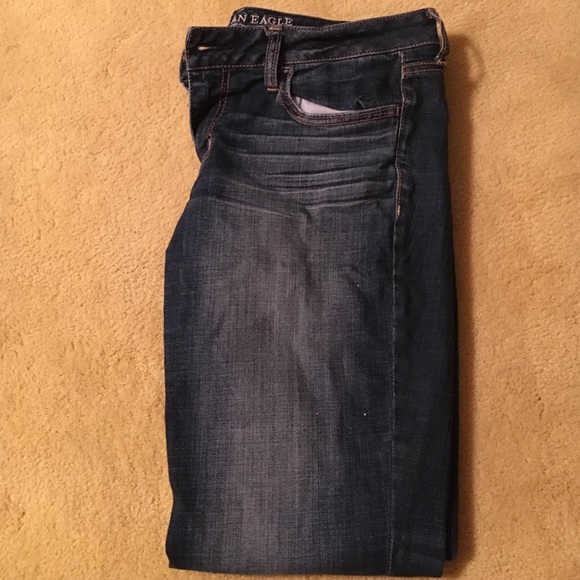 American eagle super stretch dark wash jeans!