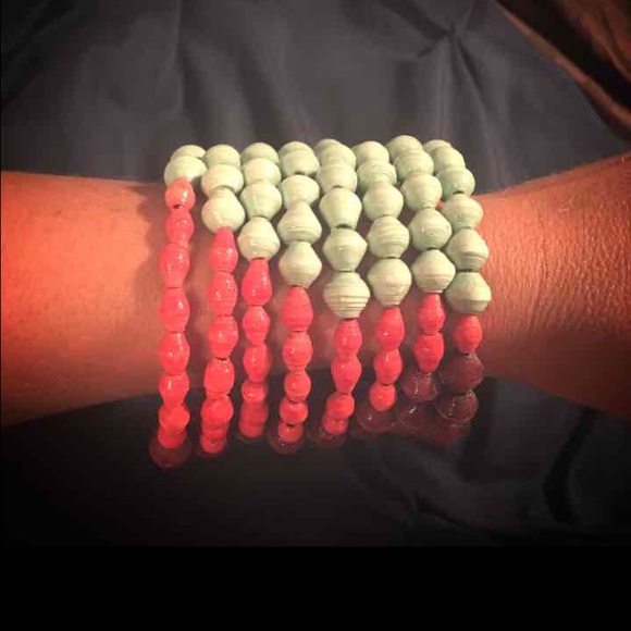 🌻 Noonday paper bead bracelet🌻