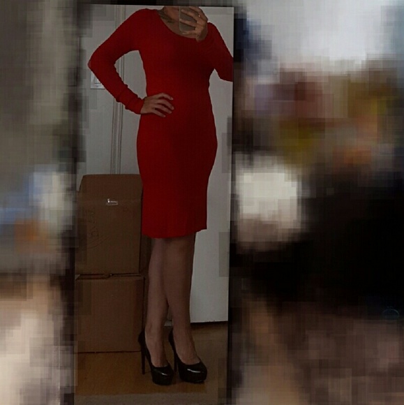 Beautiful Red Knit Midi Dress