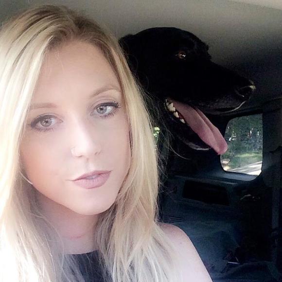 Meet your Posher, Hilary - Picture 1 of 1