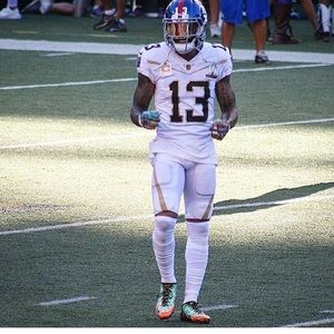 Meet your Posher, Devonte