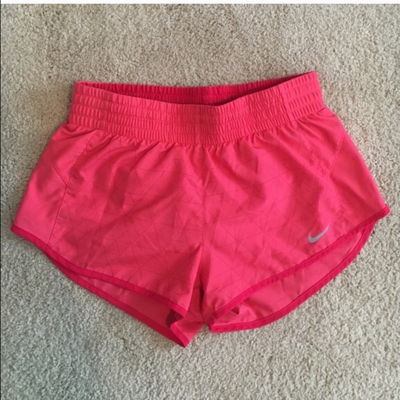 2 shorts 2 dresses