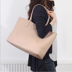 Tory Burch Perry Tote in Light Oak... WORN ONCE!