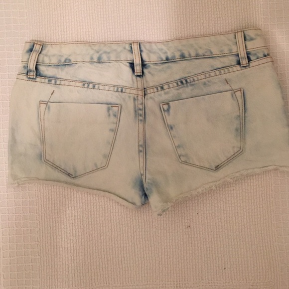 Low Rise Short Shorts - Picture 3 of 4