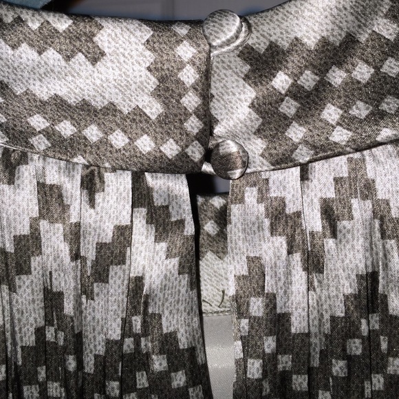 Additional Photos of the Pebble Colored Dress - Picture 2 of 3