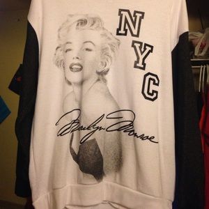 Marilyn Monroe sweat shirt