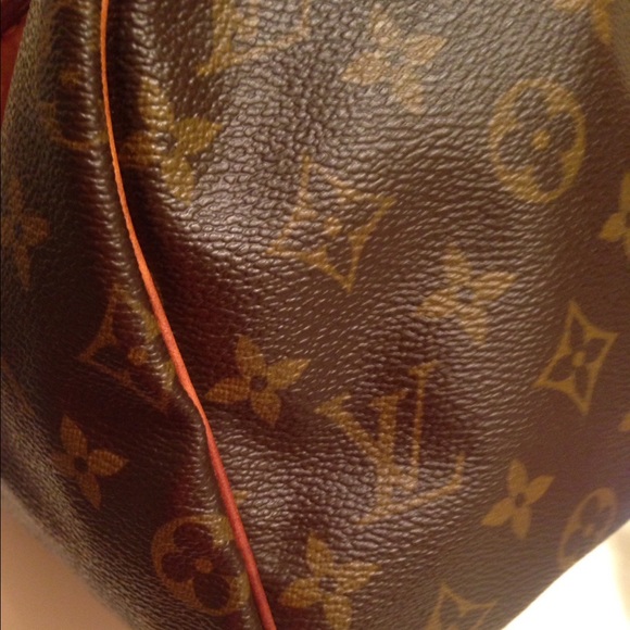 Authentic Louis Vuitton Speedy 25 - Picture 4 of 4