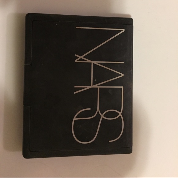 NARS translucent setting powder