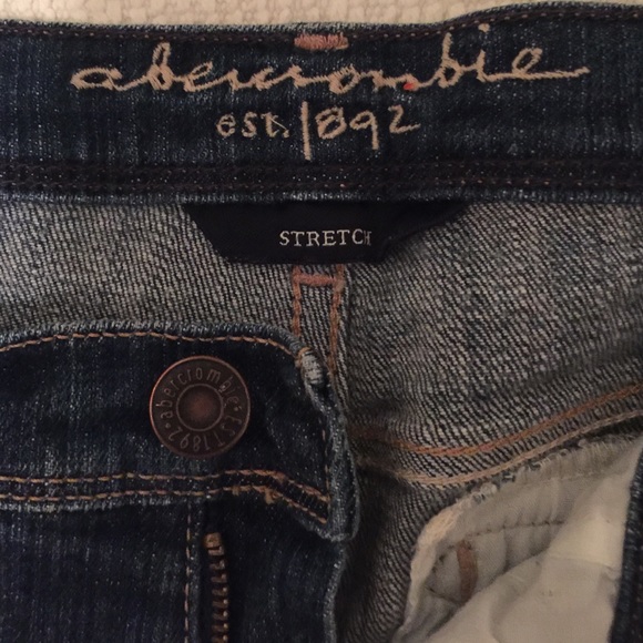 Stretch Shorts - Picture 2 of 4