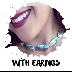 ✨SILVER FEATHER WITH TURQOUISE STUD CHOKER✨