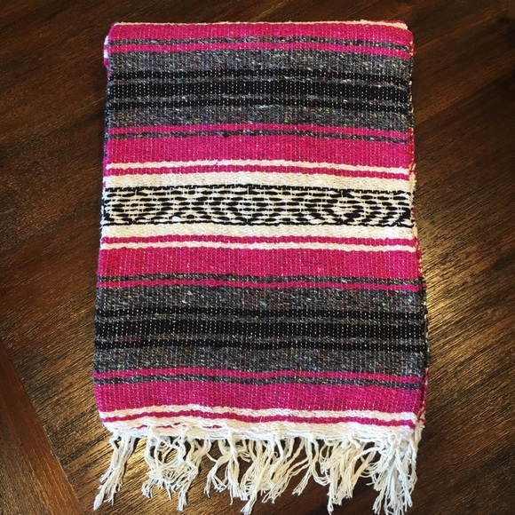 ☀️SOLD☀️Pedro's Baja Blanket NWOT - Picture 2 of 4