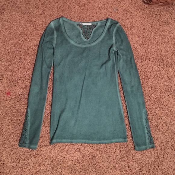 Lace long sleeve