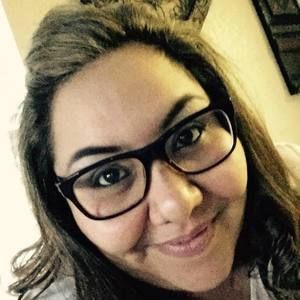 Meet your Posher, Yvette