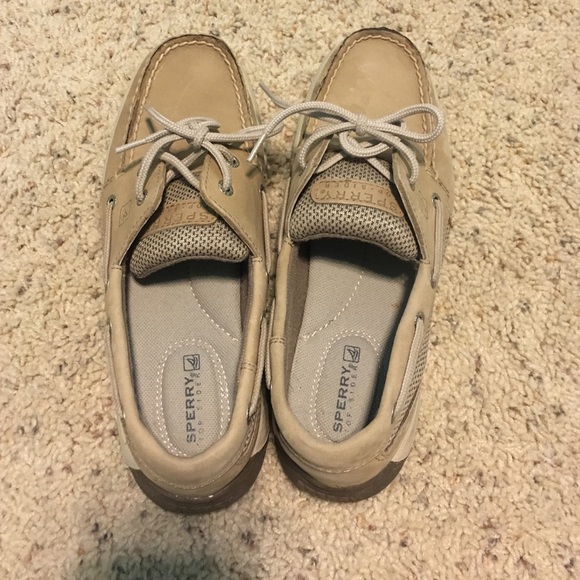 Sperry boat shoes