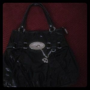 Black dereron tote