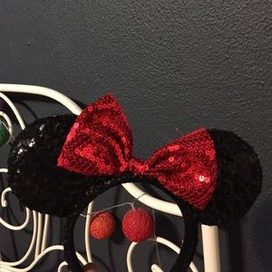 Minnie Mouse Ears