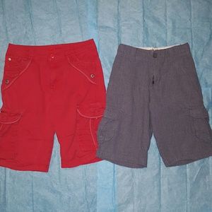 2 pairs of boys cargo shorts size 8