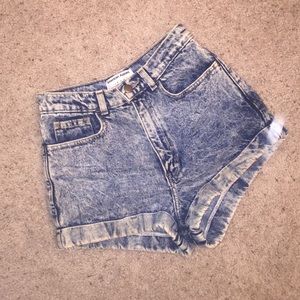 Acid Wash High-Waist Cut Off Jean Shorts