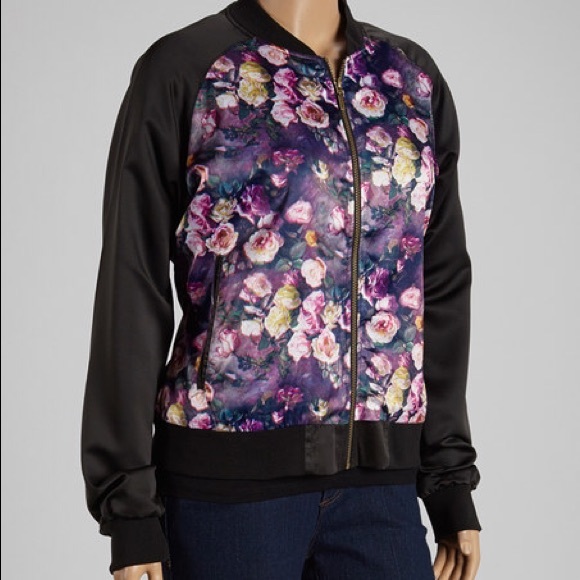Floral Bomber Jacket .