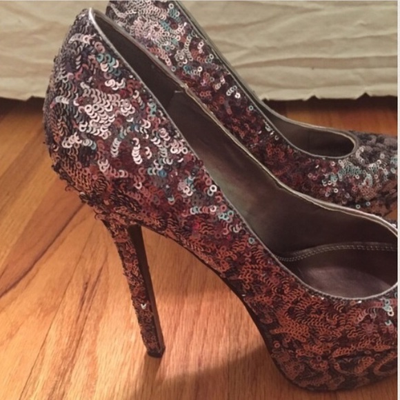 Bakers High Heels - Picture 4 of 4