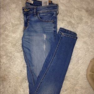 Hollister skinny jeans