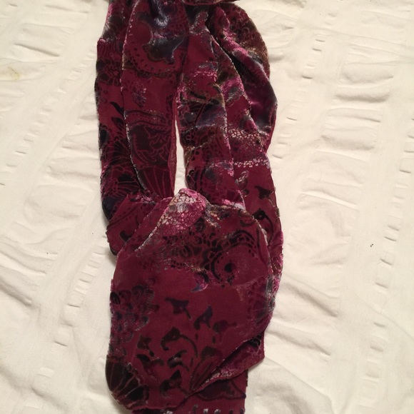 scarf - Picture 3 of 3