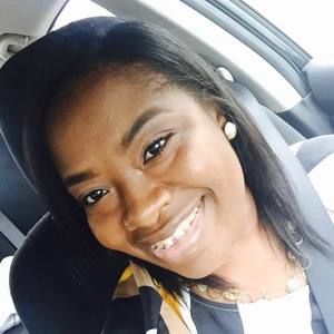 Meet your Posher, Nicole