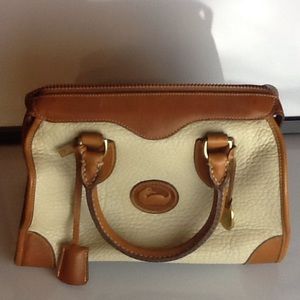 Vintage Dooney & Bourke handbag