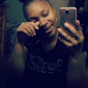 Meet your Posher, Dasia