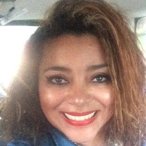 Meet your Posher, Ivanise