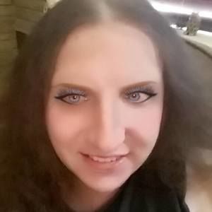 Meet your Posher, Ember