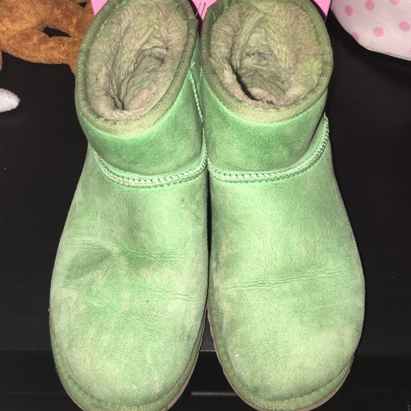 Ankle mini UGG size 7