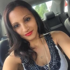 Meet your Posher, Monica