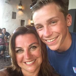 Meet your Posher, Donna