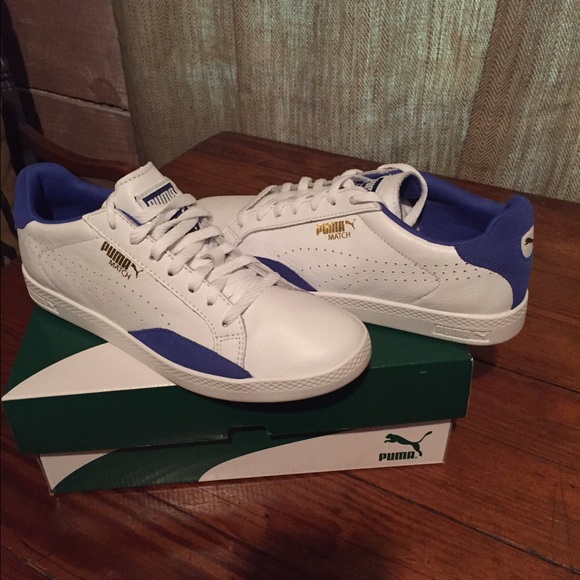 Women's Puma Sneakers Size 8