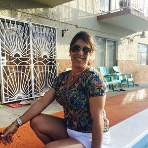 Meet your Posher, Dunia