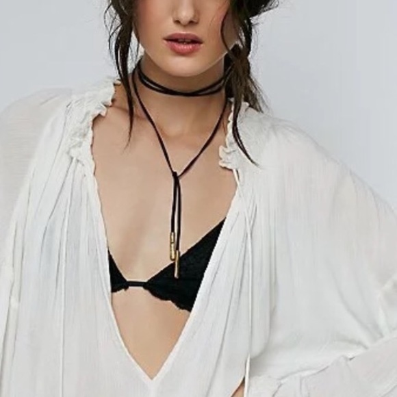 Vegan Suede Choker Necklace - Picture 3 of 4