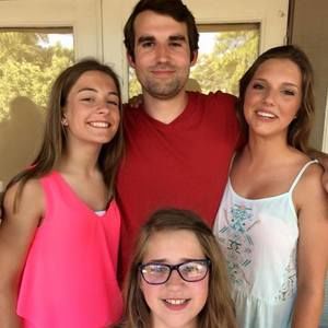 Meet your Posher, Robin