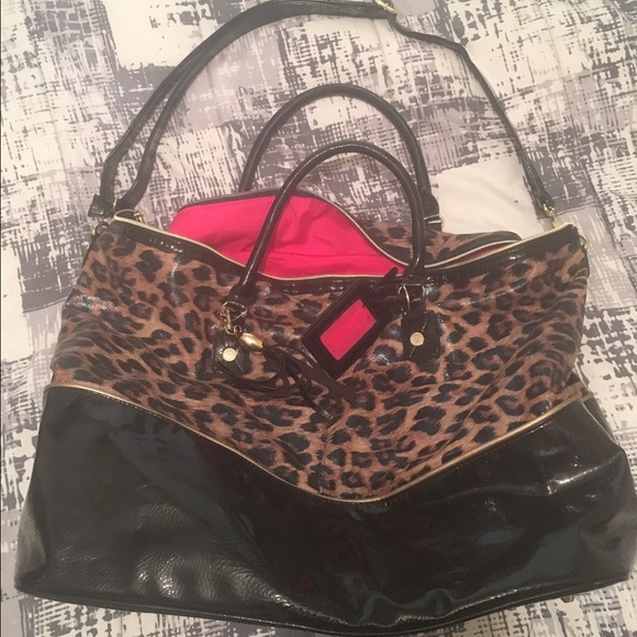 Steve Madden overnight bag