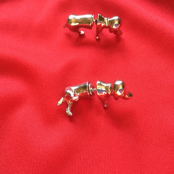 Jewelry - 3D dog earrings NWOT