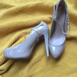 🎉SALE🎉Nine West size 6