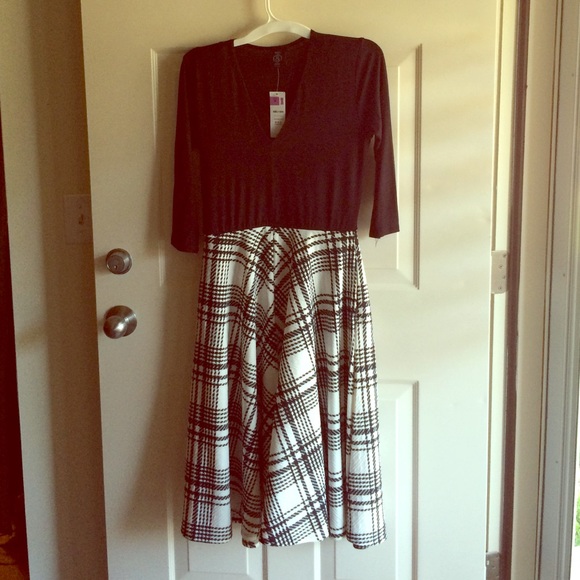 Agnes and Dora curie dress