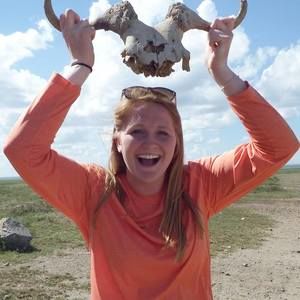 Meet your Posher, Danielle