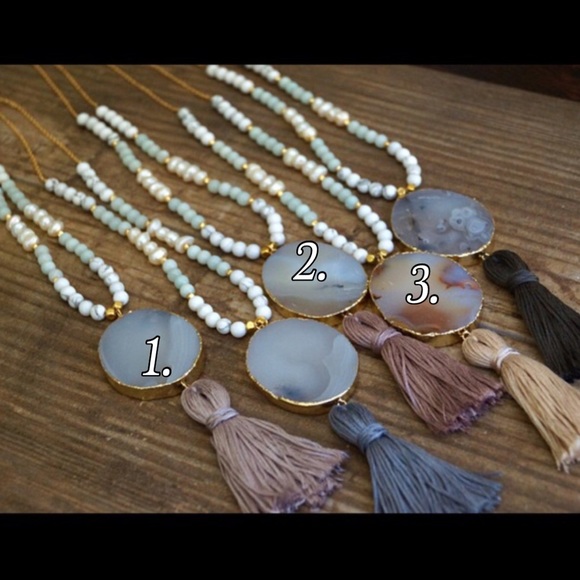 ❗️SALE❗️Agate Pendant Natural Stone Necklace - Picture 3 of 4