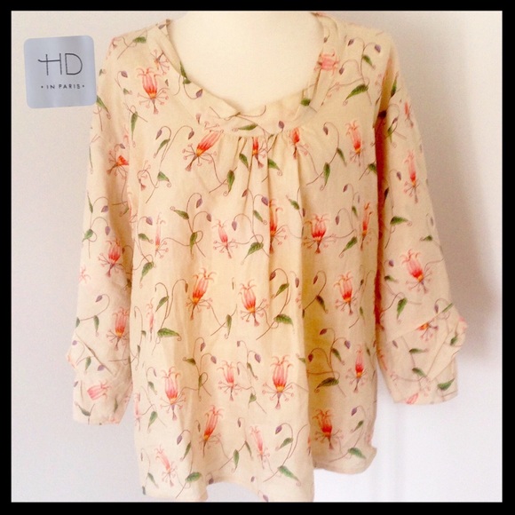 Anthropologie Tops - HD in PARIS Floral Top w/bell sleeves