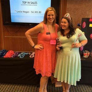 Meet your Posher, Leslie