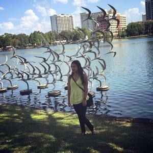 Meet your Posher, Daniela